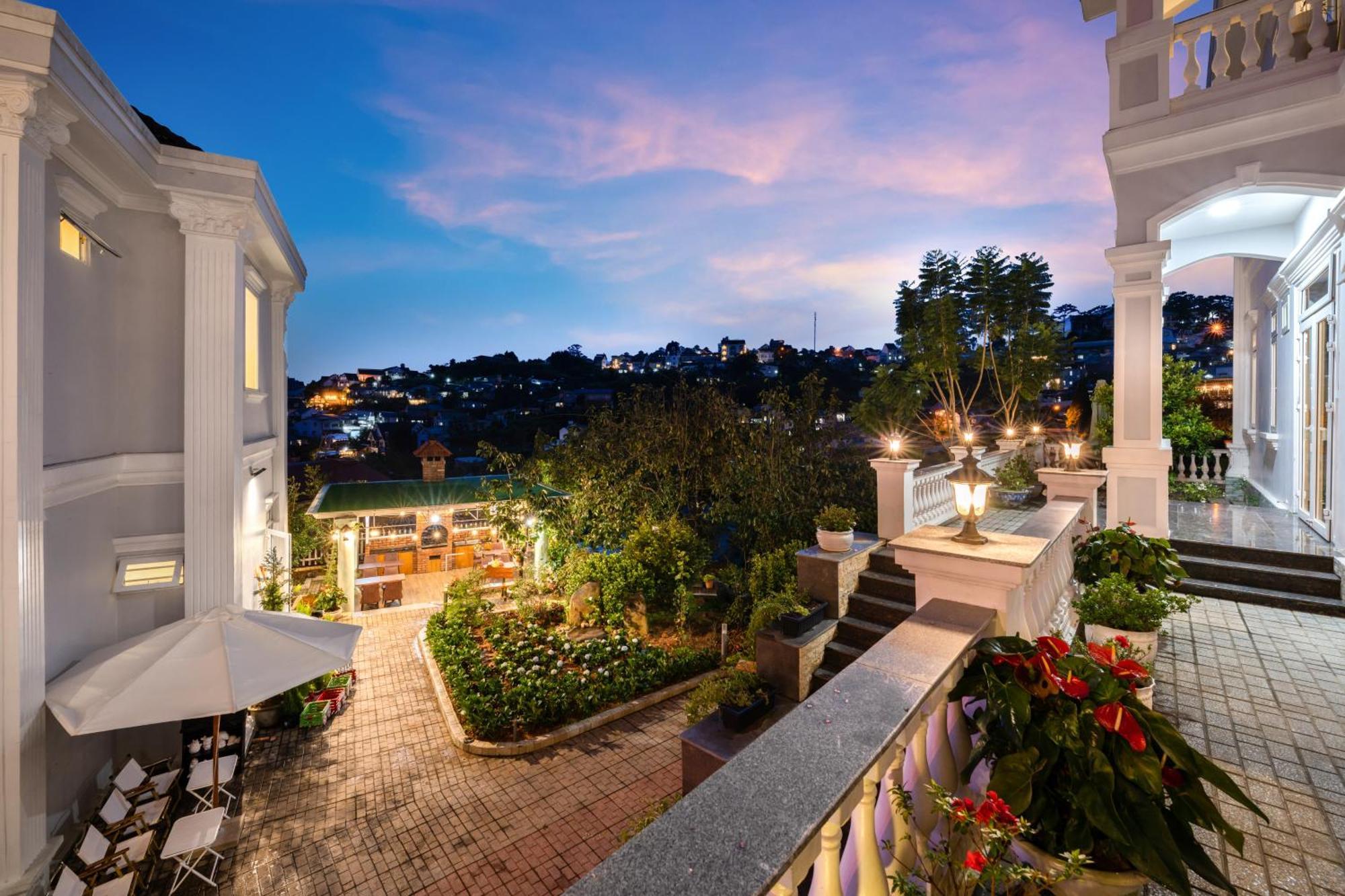 דה לאט Myrtle Boutique Hotel מראה חיצוני תמונה
